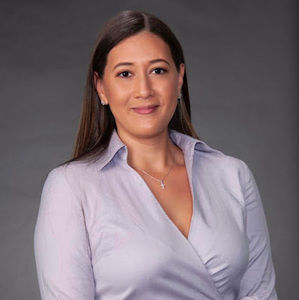 Meet your Posher, Lina